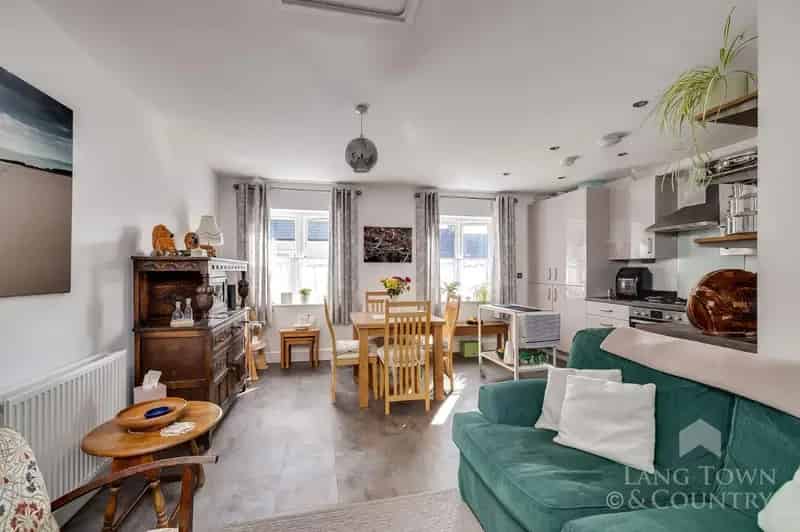 2 Bed Detached Coach House for Sale