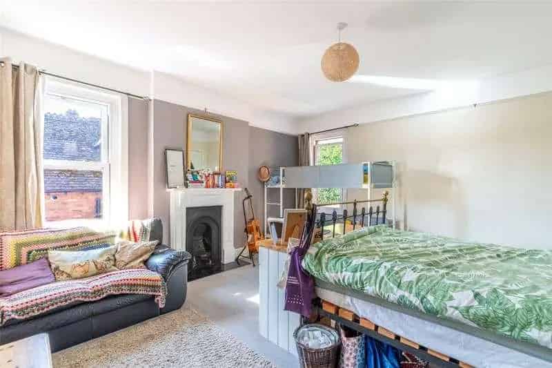 6 Bedroom Victorian House for Sale
