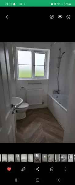 Spacious 3 Bed Semi-Detached House Huge Garden Private Parking