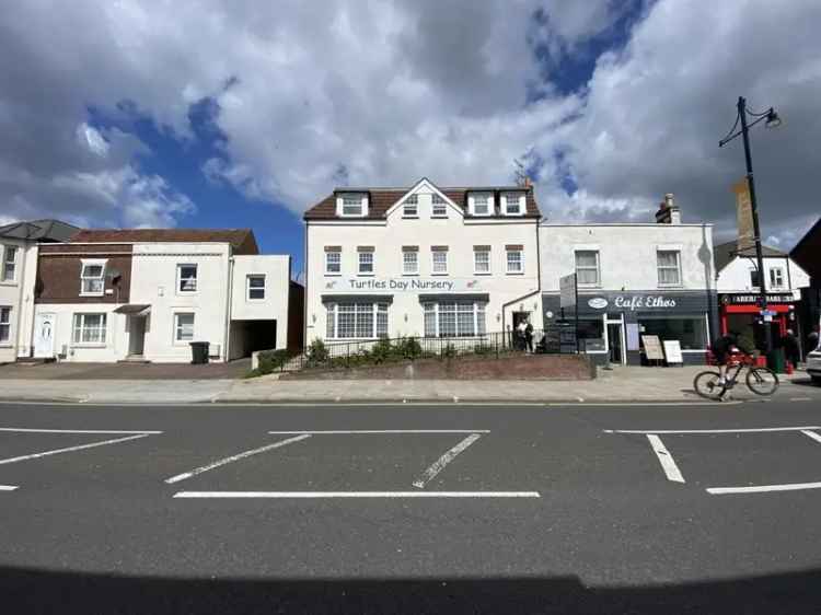 Office For Sale in Fareham, England