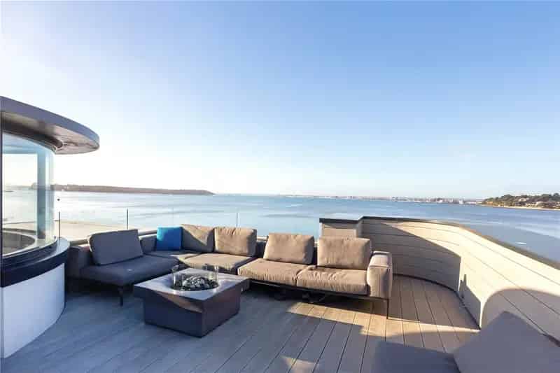 Sandbanks 5 Bedroom Detached House Panoramic Sea Views