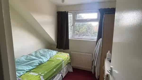 4 Bed Detached House Maidstone Swap for 3-4 Bed Ground Floor Flat Canning Town Area