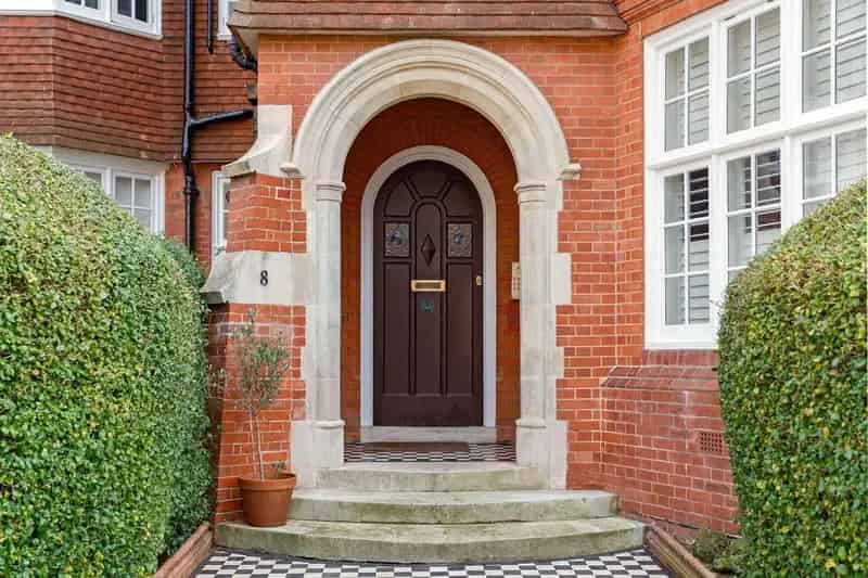 3 Bedroom Flat for Sale