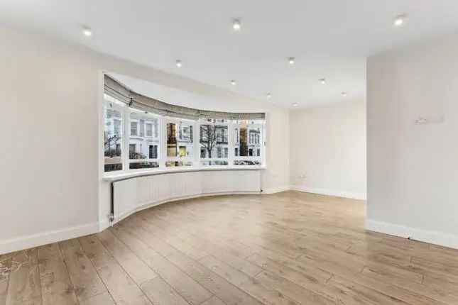 Terraced house to rent in Pembroke Gardens, Kensington W8