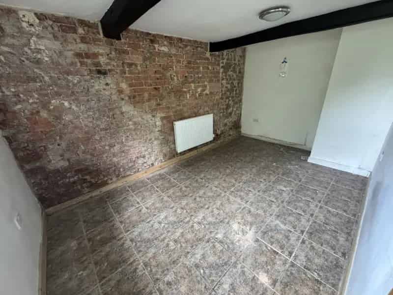 2 bedroom House
 To Rent