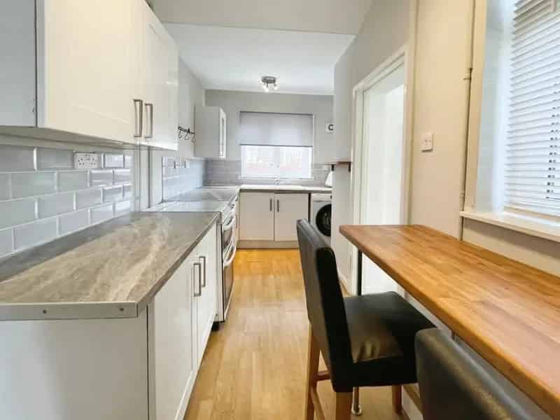 3 Bedroom Semi-Detached House Whitchurch Llandaff North