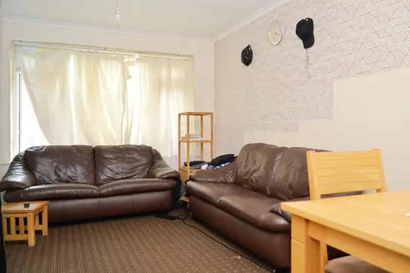 2 Bedroom End Townhouse For Sale Chadderton Oldham