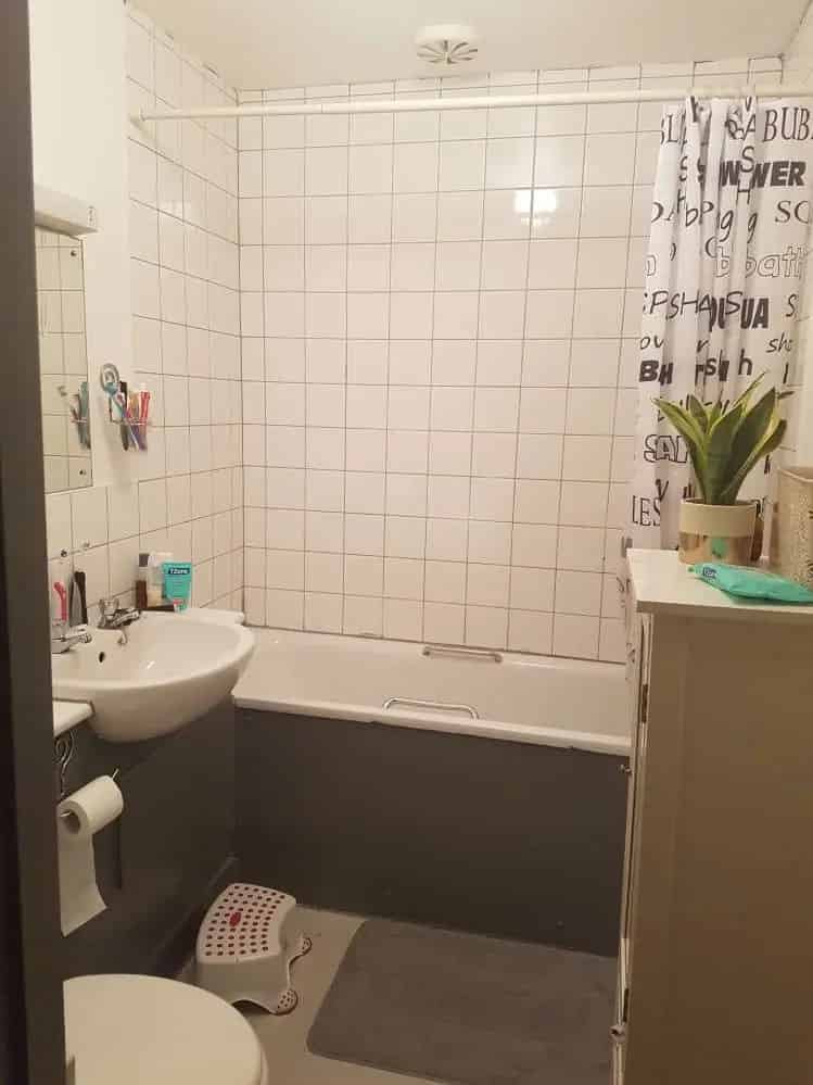 3 Bed Mid Terrace House Near Central London