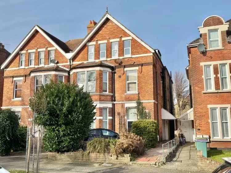 2 Bedroom Flat for Sale Folkestone Kent CT20