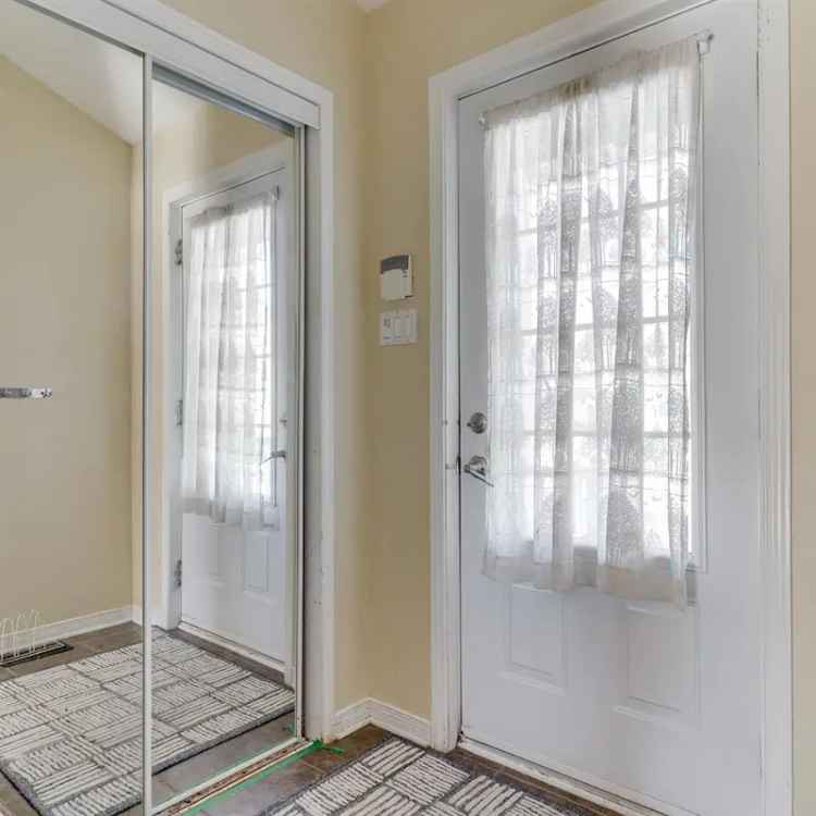 3-Bedroom House with Large Lot and Intergenerational Suite