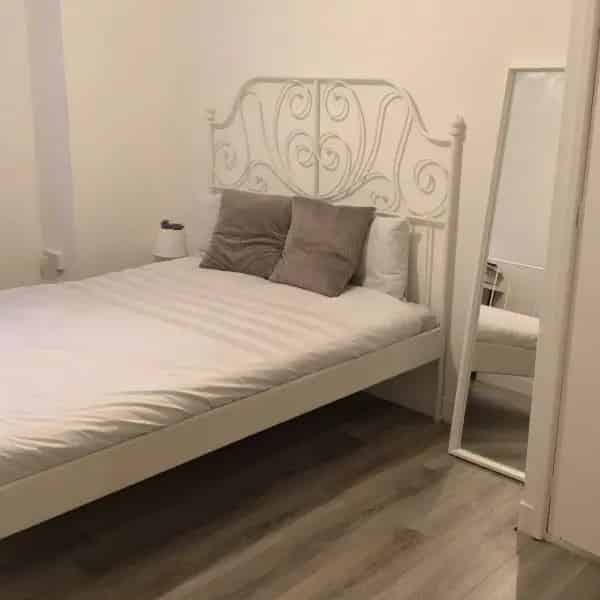 Spacious 2-Double Bedroom Flat Near Borough Market, Excellent Transport Links