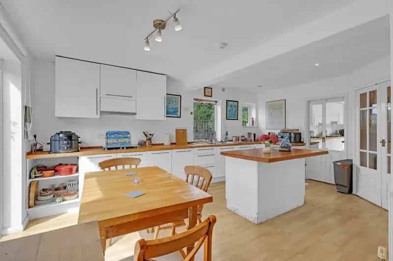 4 Bedroom Detached House for Sale Folkestone Kent