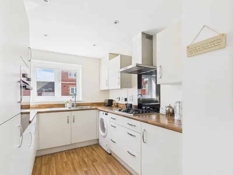 3 Bed House for Sale Near Kings School