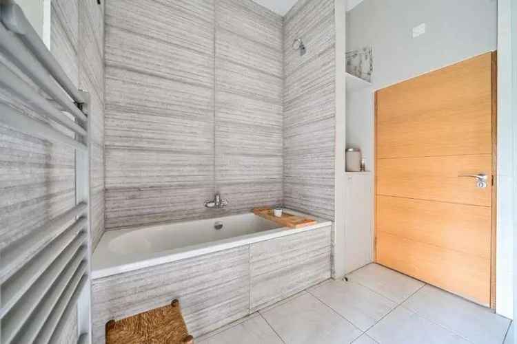 4 Bed Townhouse Hay-on-Wye - Renovated