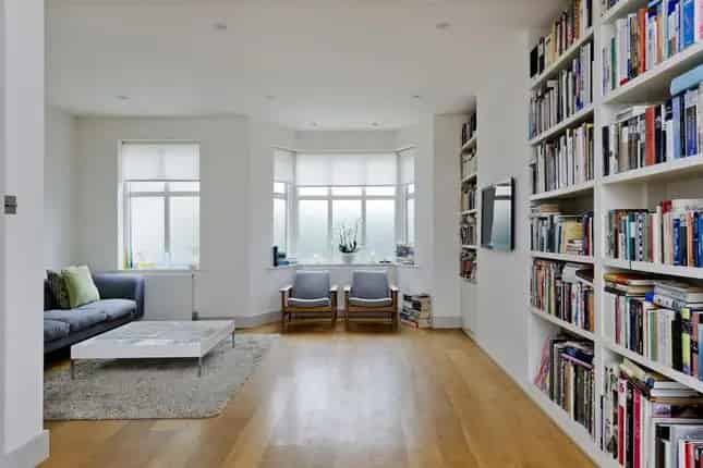 4 Bedroom Semi-Detached House for Sale in North Kensington W10