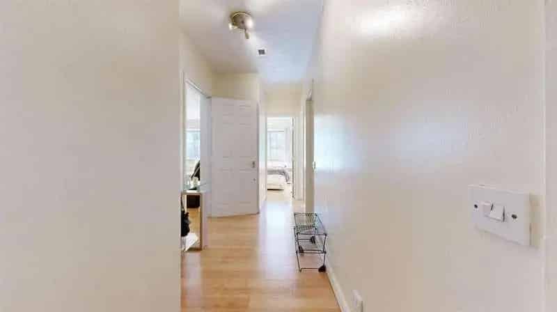 2 Bed Flat for Sale near Regents Park