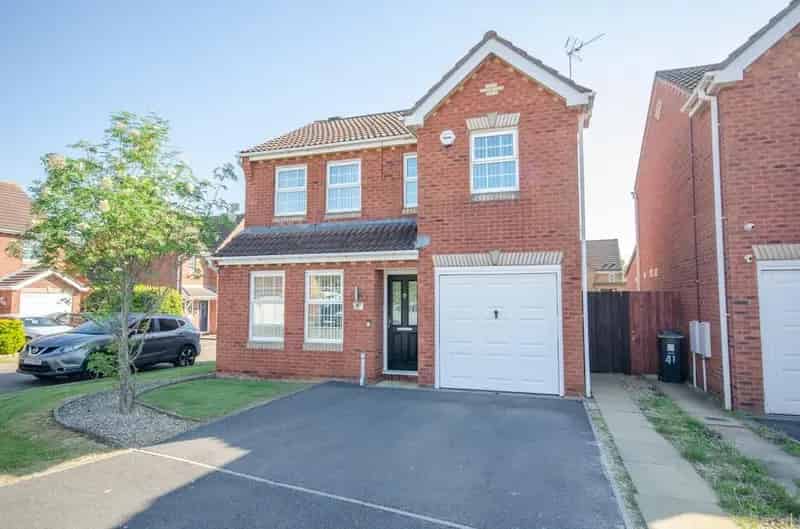 3 Bedroom Detached House for Sale