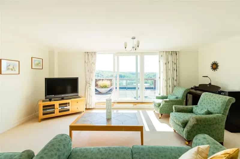 3 Bedroom Penthouse For Sale