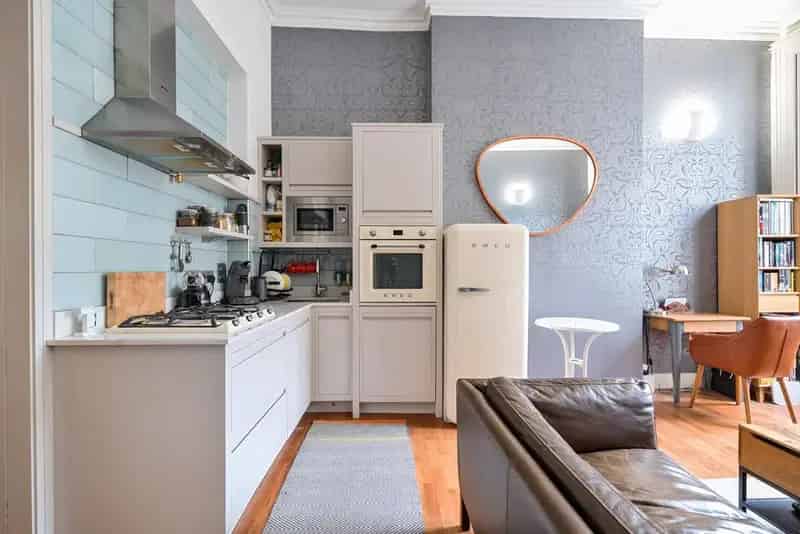 Flat For Sale , London, England