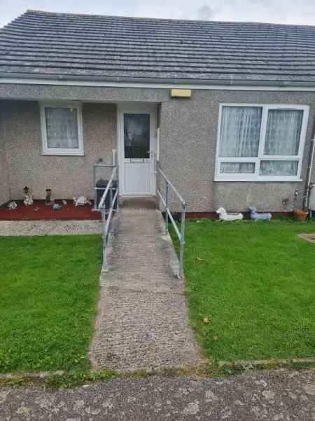 Dog-Friendly Bungalow in Illogan with Garden