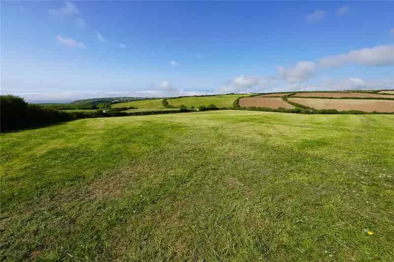 127.84 Acres Farmland for Sale in Cornwall