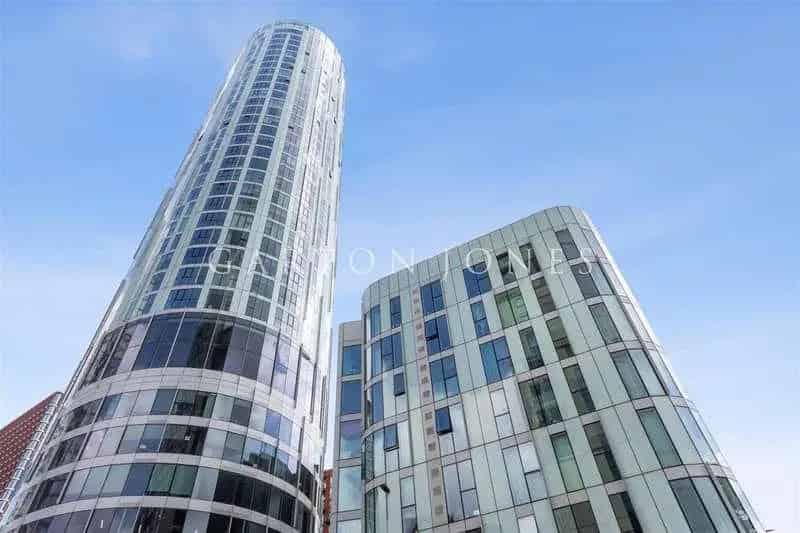 1 Bed Flat for Sale Vauxhall Sky Gardens Luxury Apartment