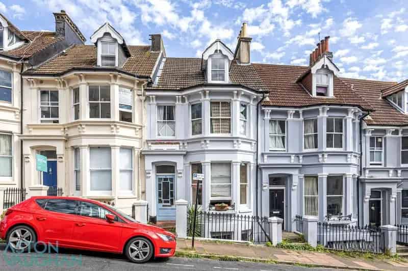 4 Bedroom Victorian House for Sale
