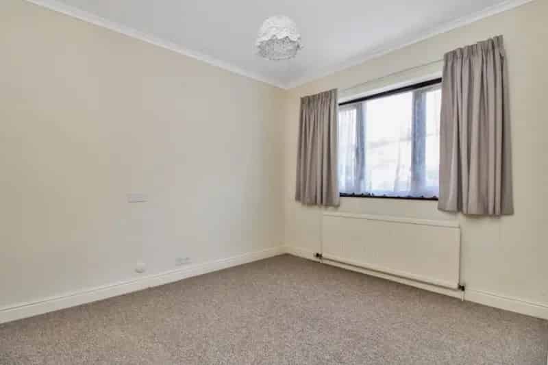 3 Bed Detached Bungalow For Sale - Close To City Centre