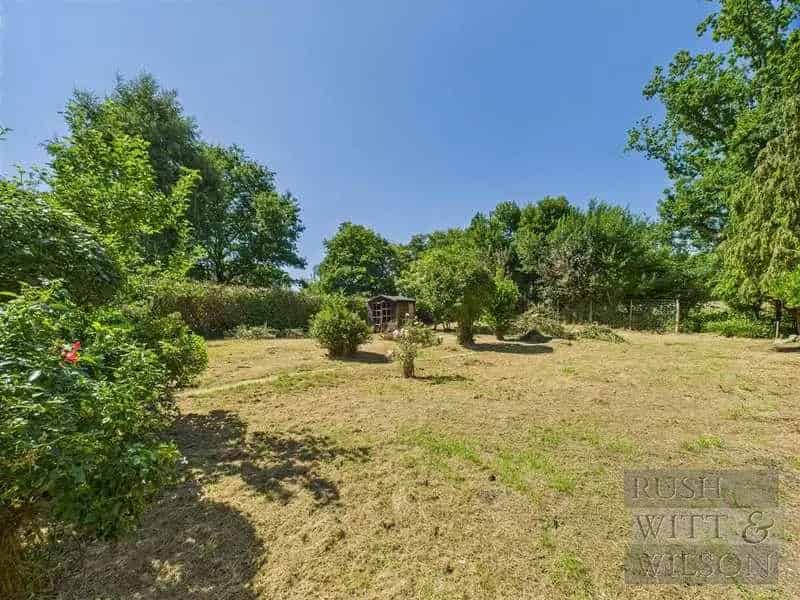 3 bed house for sale
