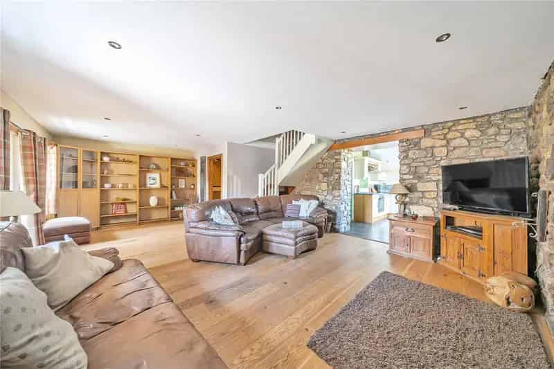 4 Bedroom Barn Conversion with 3 Holiday Lets Gwynfe Llangadog