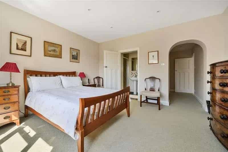 5 Bed Detached House for Sale Caversham Heights