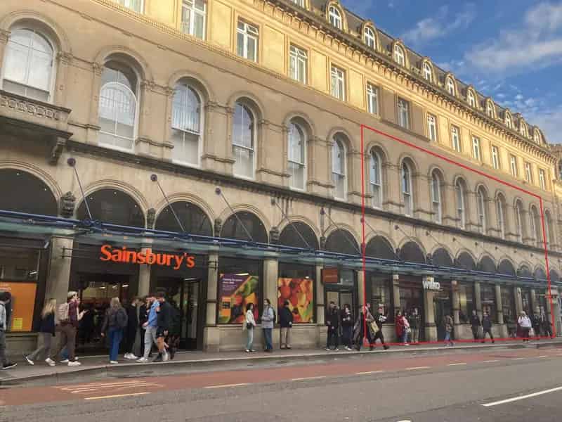 Retail Space To Let Clifton Triangle Bristol
