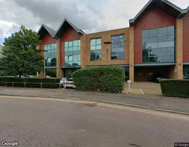 Modern Office Suite To Let Borehamwood 970 sq ft