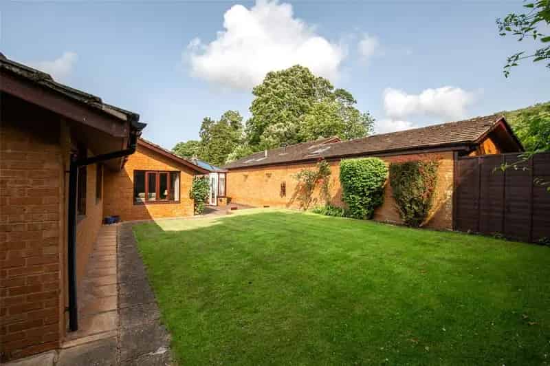 4 Bedroom Bungalow for Sale Near Blaise Castle