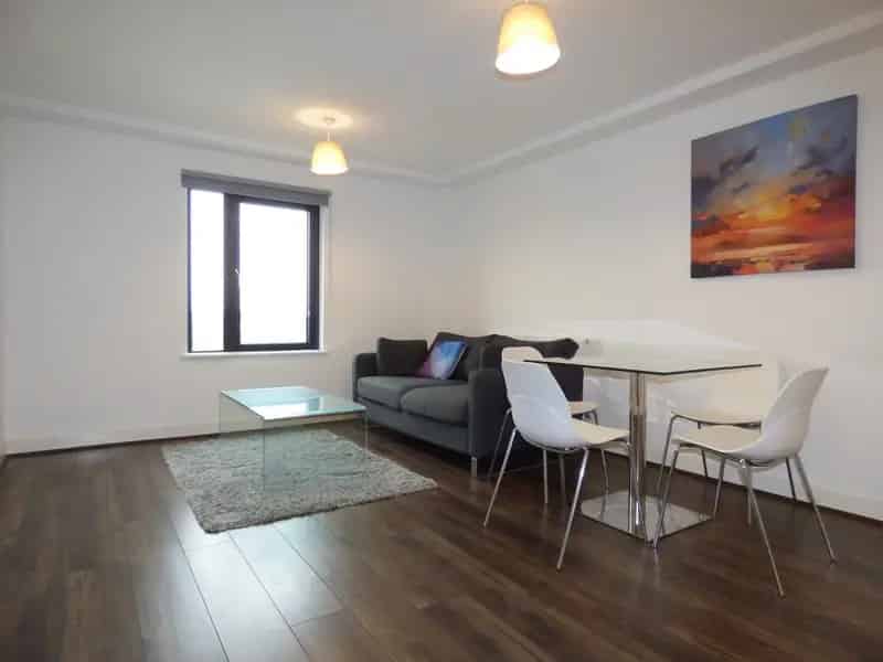 1 Bedroom Furnished Apartment Digbeth Birmingham