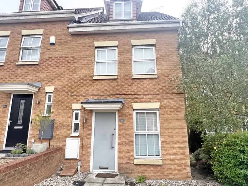3 bedroom House
 To Rent