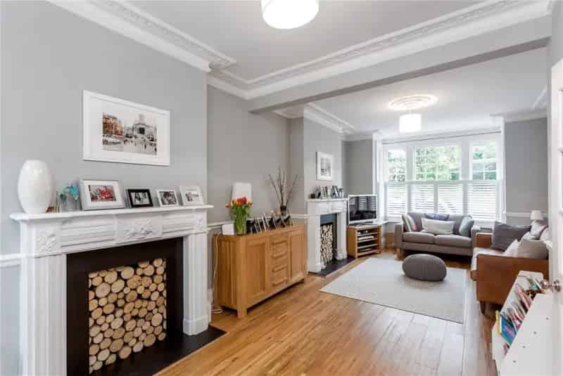 4 Bedroom Semi Detached House for Sale near Wimbledon Common