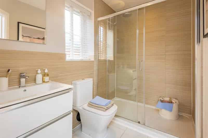 2-Bedroom Bungalow in Potterswood