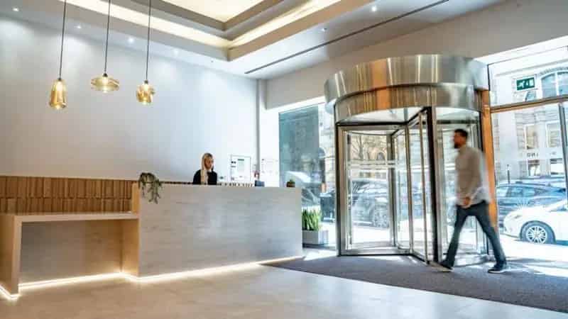Commercial property For Rent , 55, King Street, Manchester, England