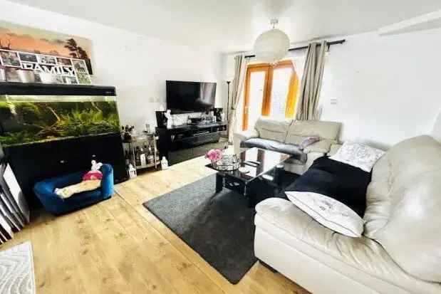 End terrace house to rent in Portview Road, Bristol BS11