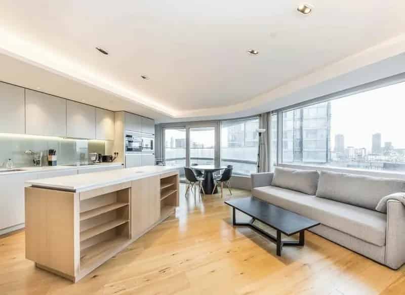 Canaletto Tower 1 Bedroom Apartment  Spacious Open Plan Living Allocated Parking