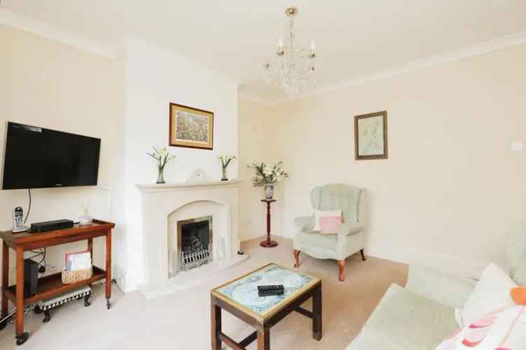 3 Bedroom House For Sale Dobcroft Avenue