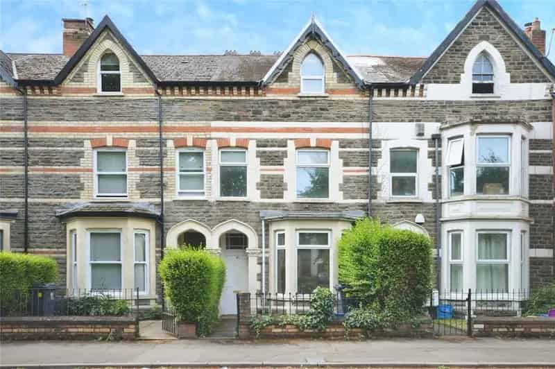 3 Bedroom Duplex Apartment For Sale