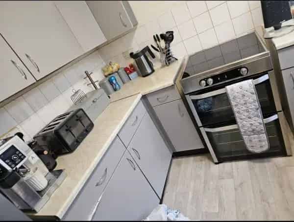3 Bed Maisonette Near Woking Town Centre