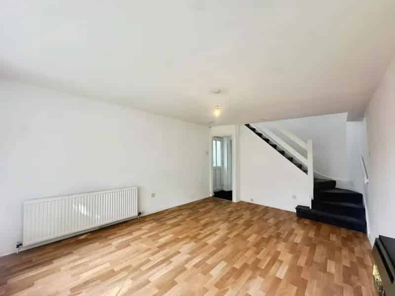 2 Bedroom House To Rent