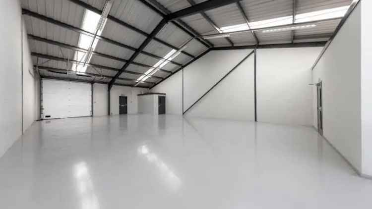 Industrial For Rent in Slough, England