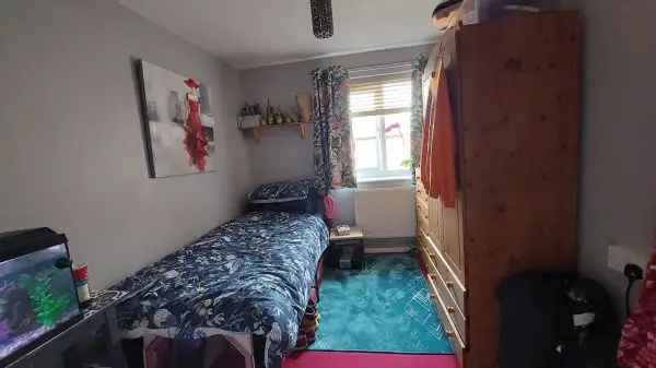 Flat For Rent in Colchester, England