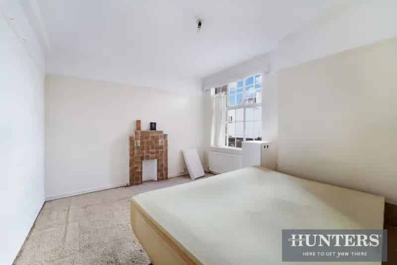 3 bedroom Commercial Property
 For Sale 
Total Size: 2257 SQ FT