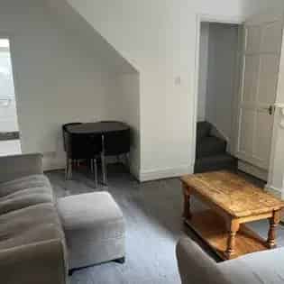3 rooms room of 212 m² in Birmingham