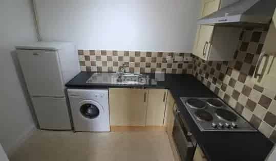 1 Bedroom Flat Cardiff City Centre 55m² July 2025